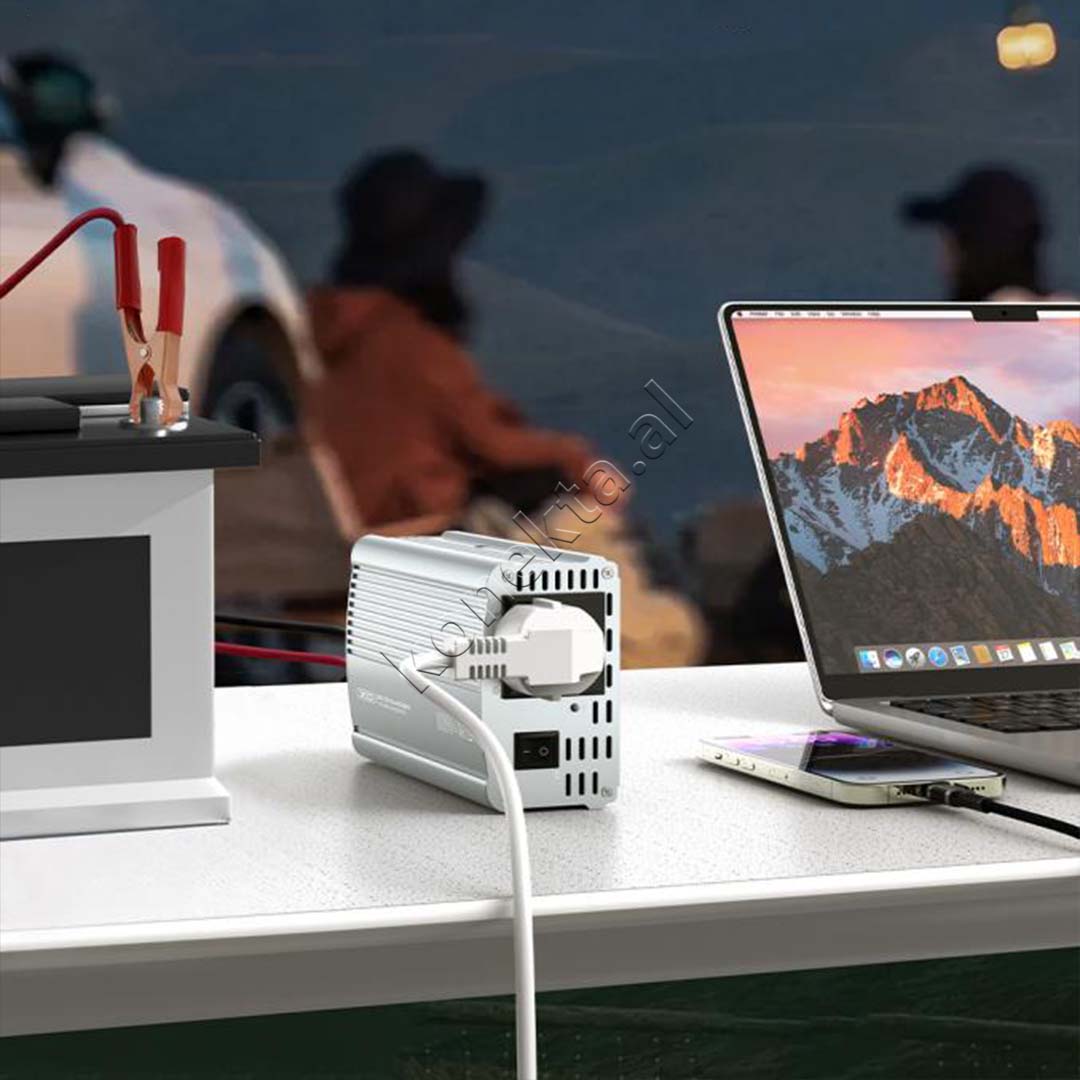 Konvertues Energjie Inverter Per Automjete XO 220V 500W