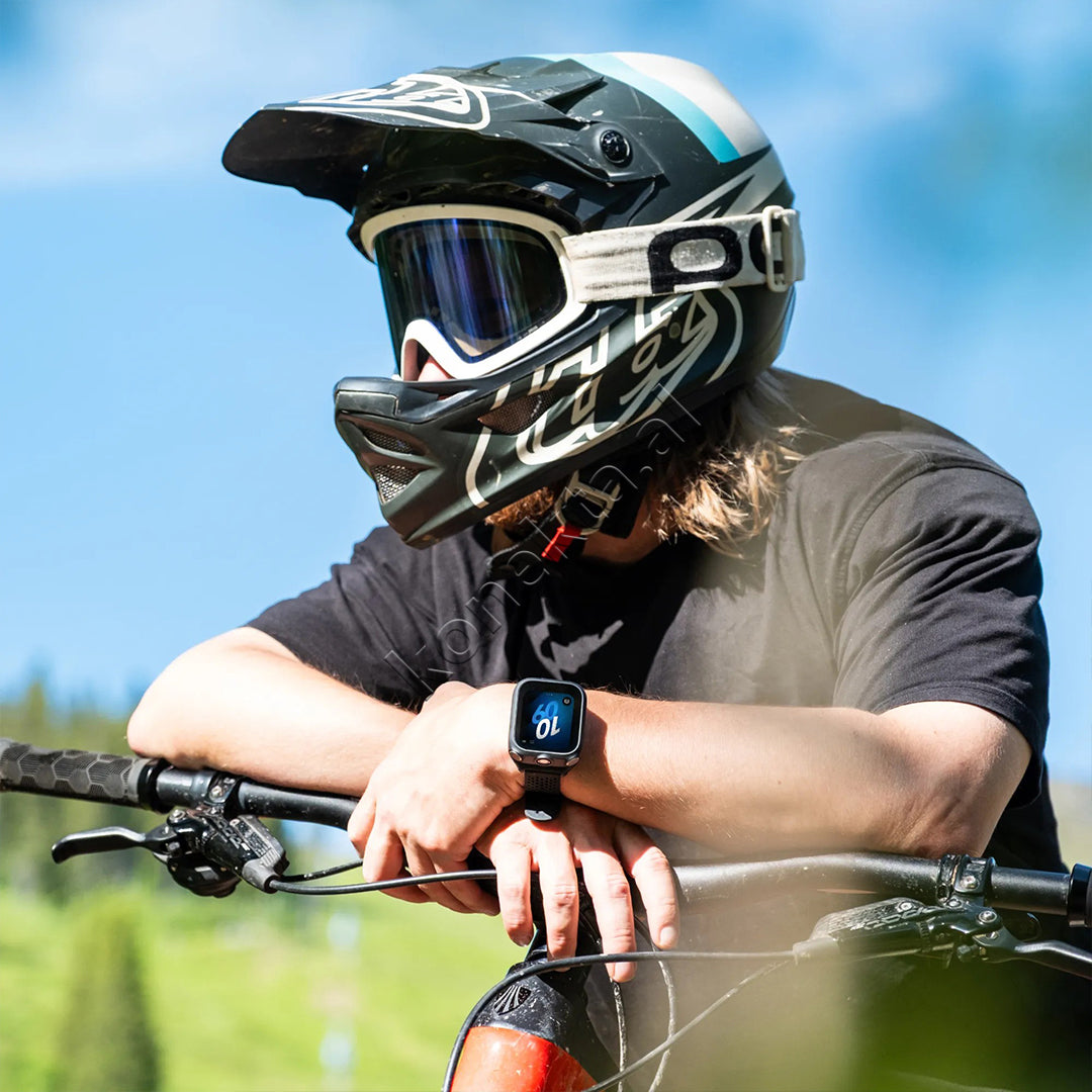 Telekomande GPS Me Pamje Live Dhe Mikrofon Te Integruar Insta360 GPS Preview Remote with Built-In Mic