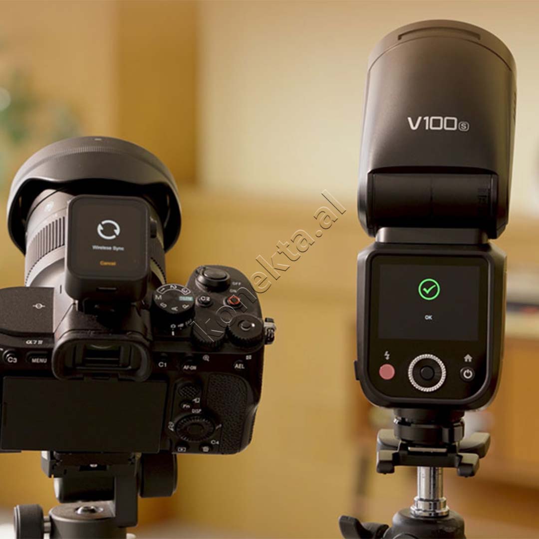 Blic Flash LED Profesional Godox V100 ( S / C / N )