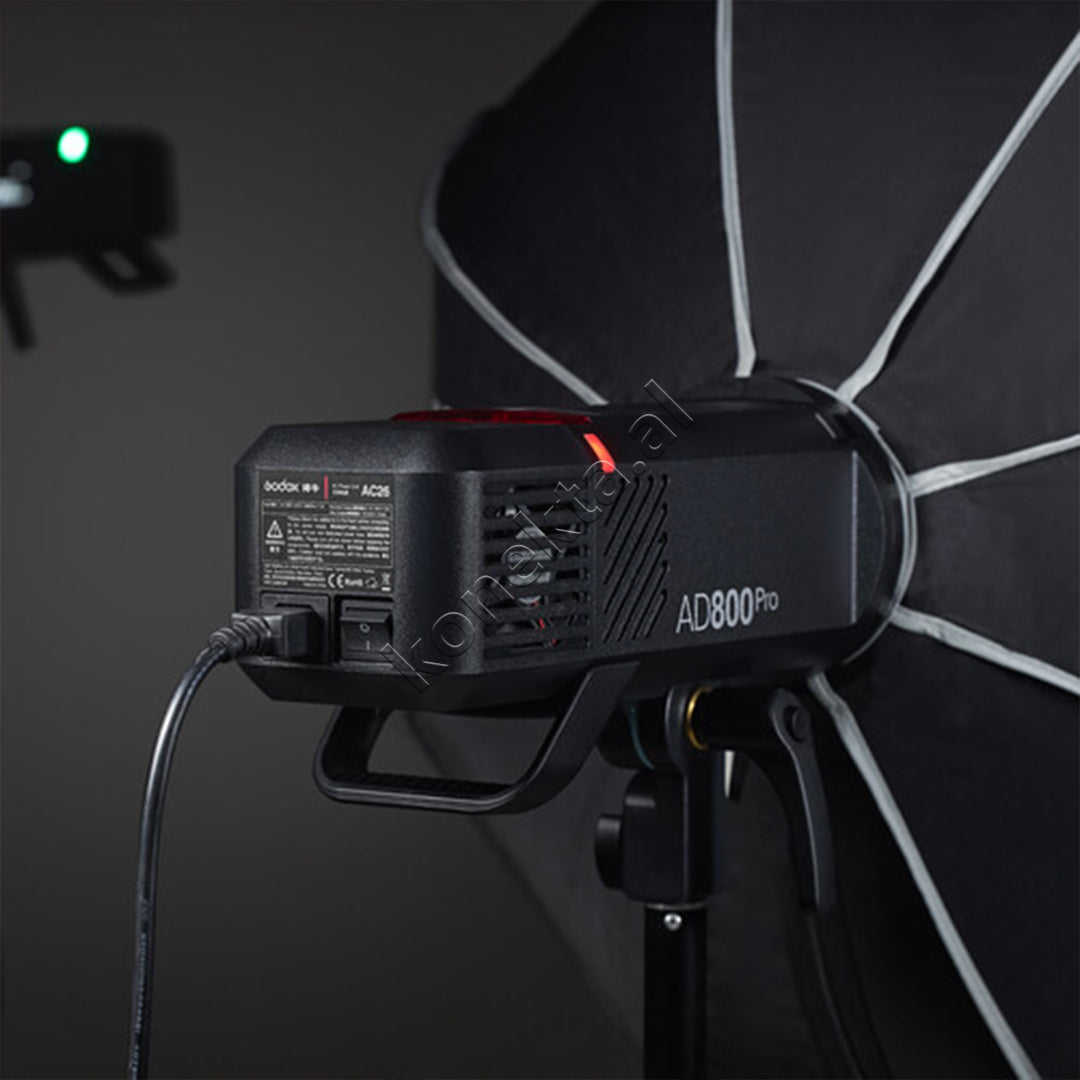 Blic Flash LED Profesional Godox AD800Pro