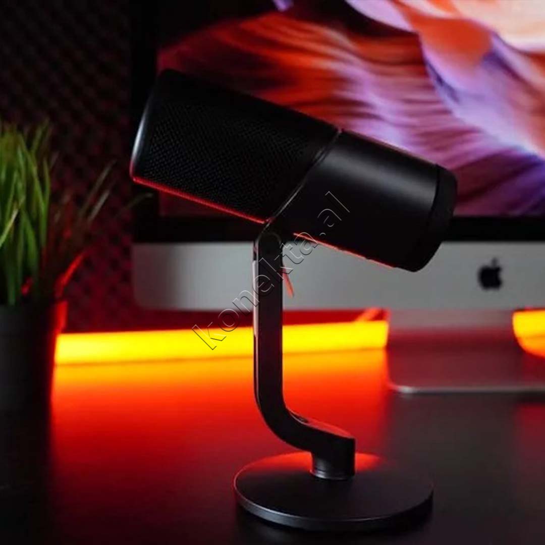 Mikrofon Profesional Me Drejtim Cardioid Dhe Drita RGB UGreen