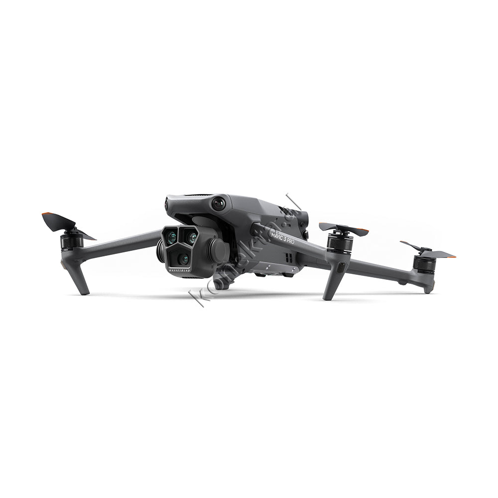 Dron Quadcopter DJI Mavic 3 Pro Fly More Combo ( DJI RC / DJI RC Pro )
