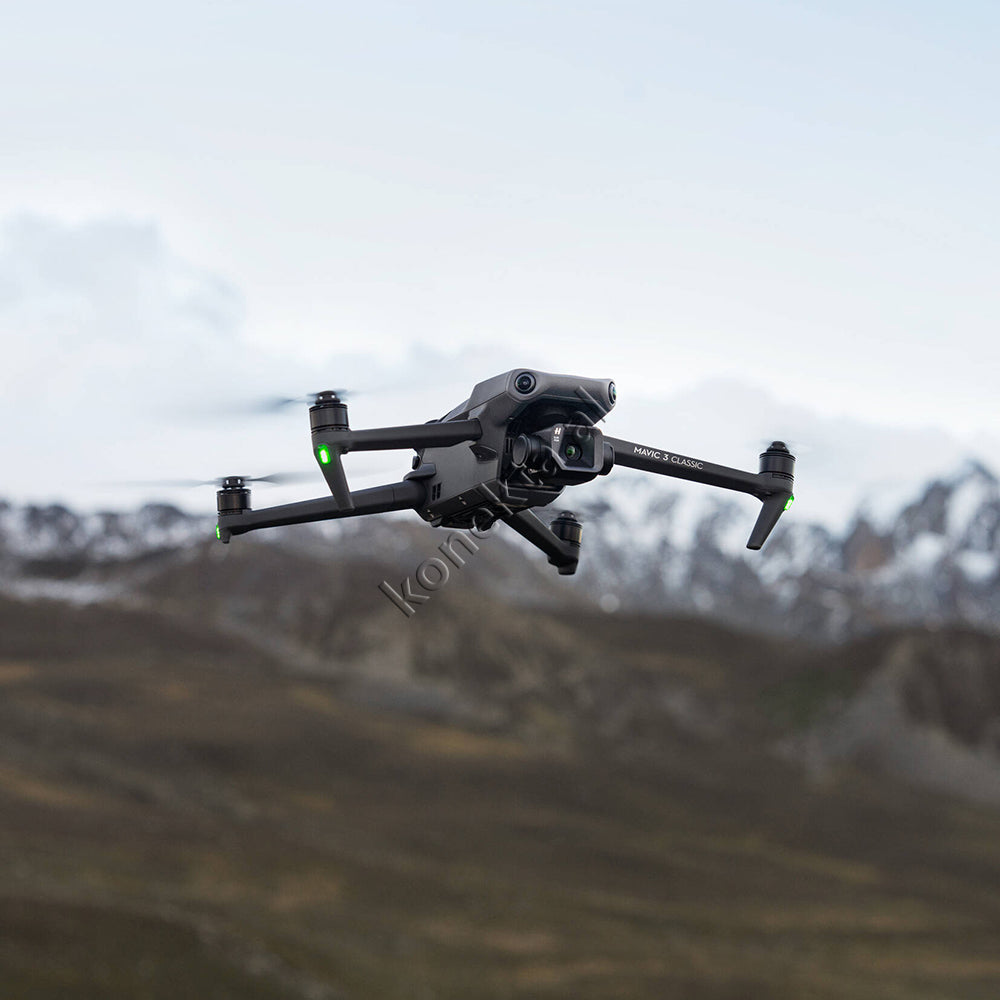 Dron Quadcopter DJI Mavic 3 Classic DJI RC / Fly More Combo