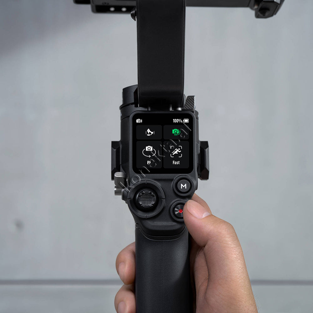 Stabilizues Kamere Gimbal Me 3 Akse DJI RS3 / DJI RS3 Combo