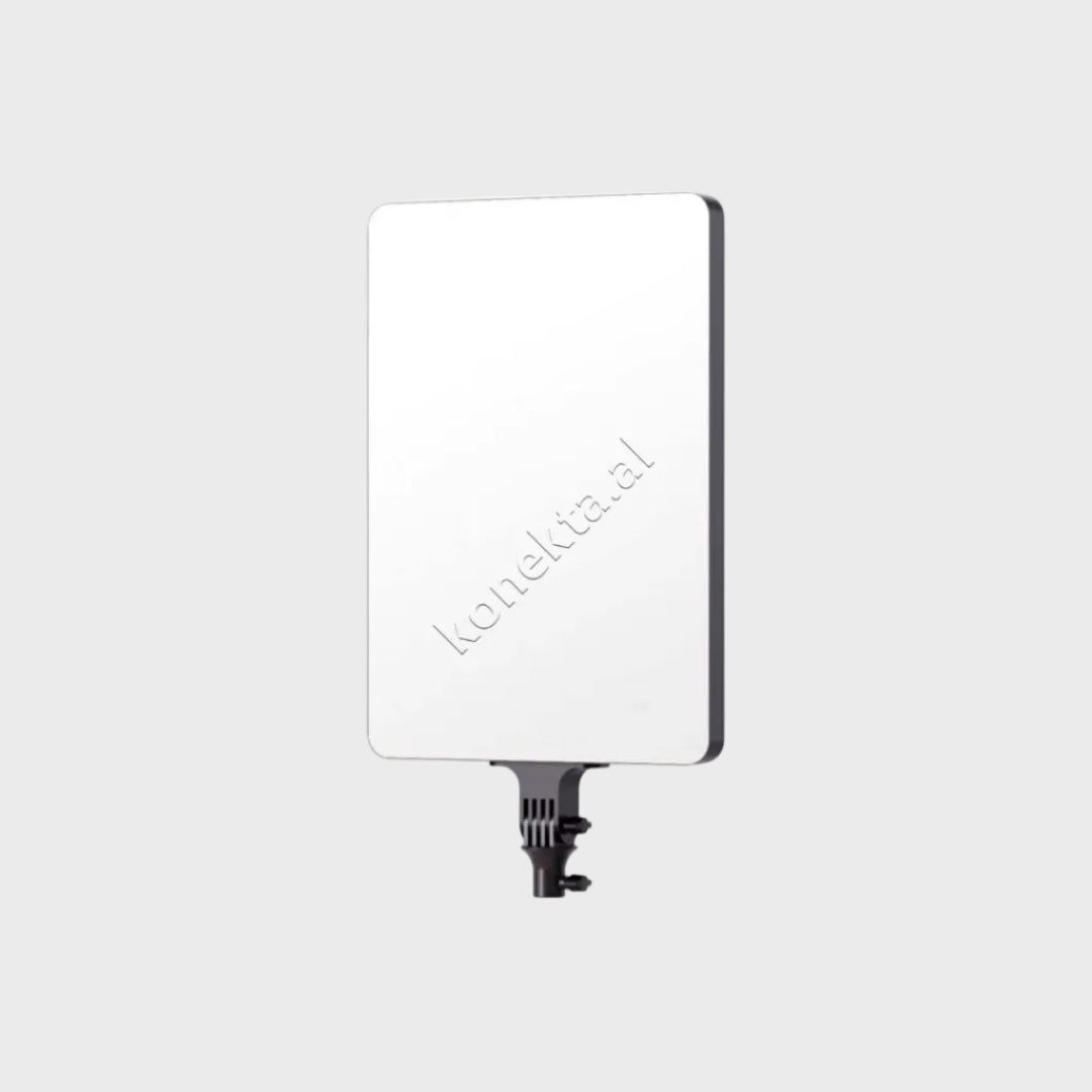 Drite LED Profesionale 19" RGBW Me Super Ndriçim