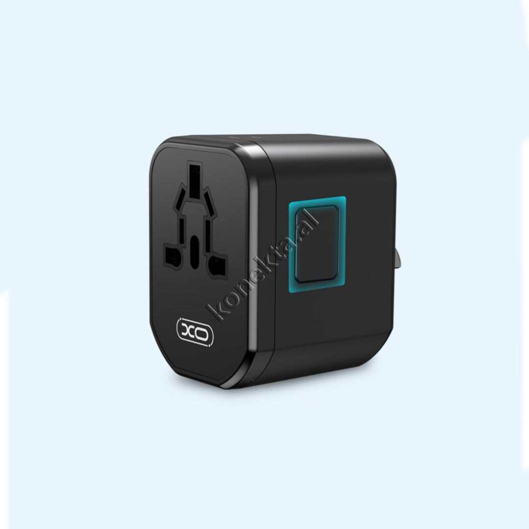 Adaptor Karikimi Me 4 Priza / Spina  Multinacionale dhe 3 Porta Karikimi