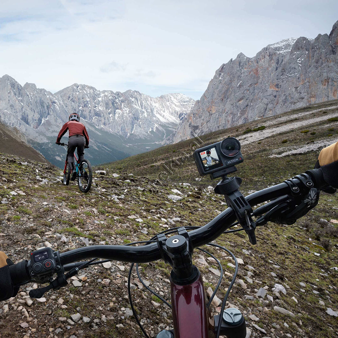 Kamera Sportive DJI Osmo Action 4 Adventure Combo