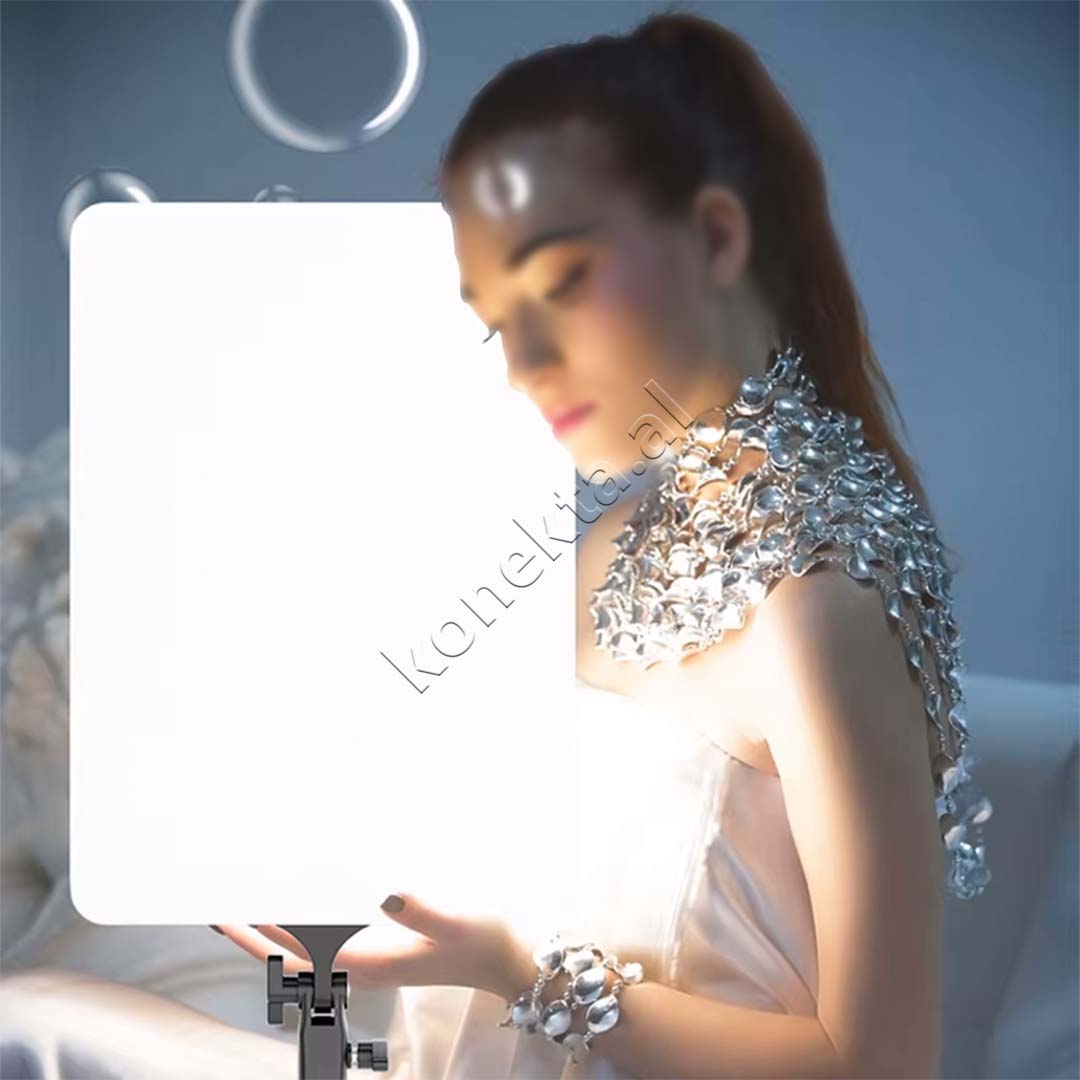 Drite LED Profesionale 19" RGBW Me Super Ndriçim