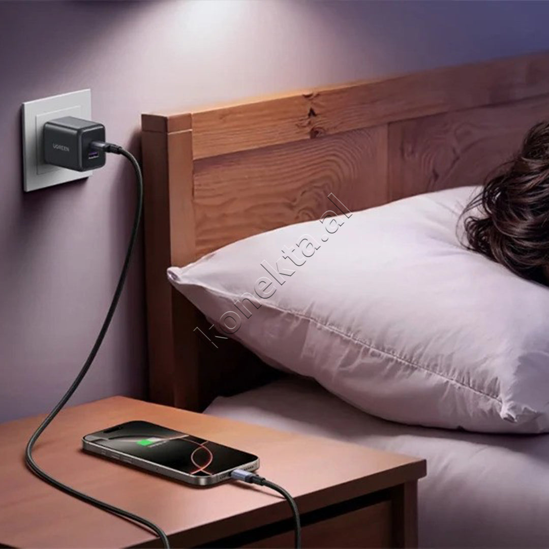 Kabell USB-C (M) Ne USB-C (M) 240W 2m Ugreen