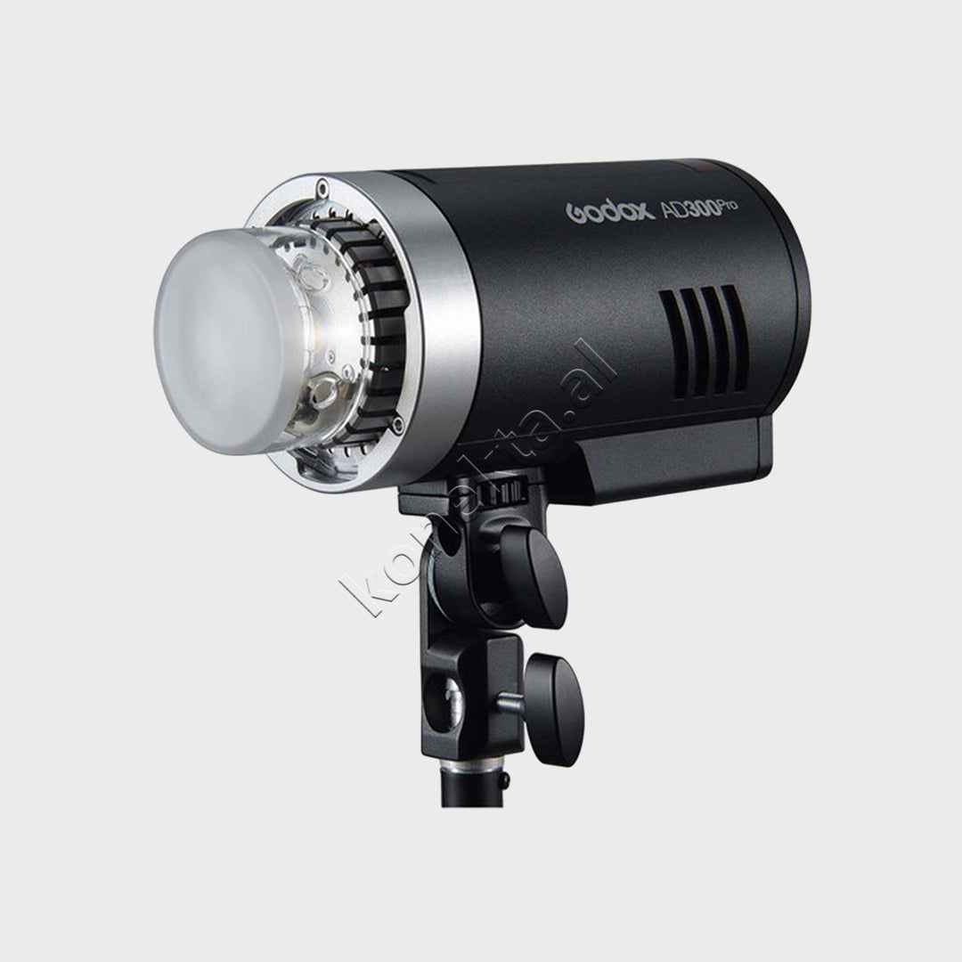 Blic Flash LED Profesional Godox AD300Pro