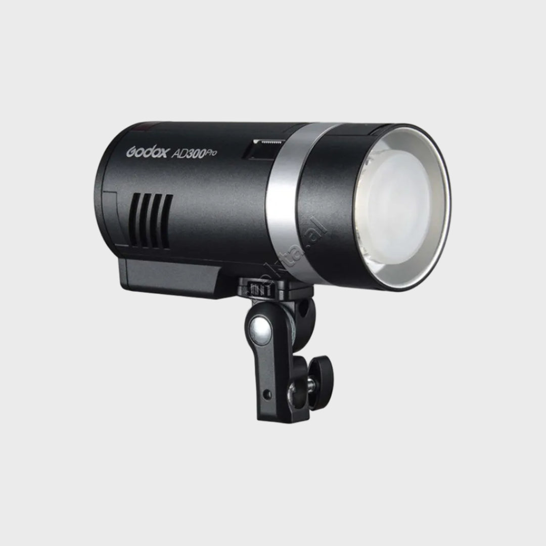 Blic Flash LED Profesional Godox AD300Pro 300WS
