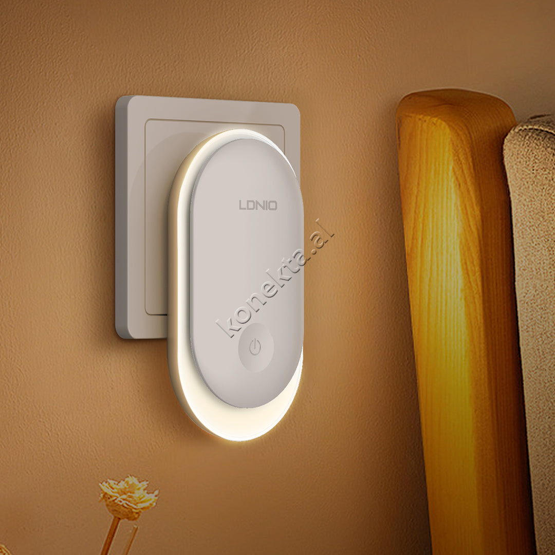 Drite Nate Led Qetesuese Inteligjente Me Ndricim 360° Dhe Sensor Optik