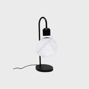 Llambe LED Si Hene Me Karikues Wireless