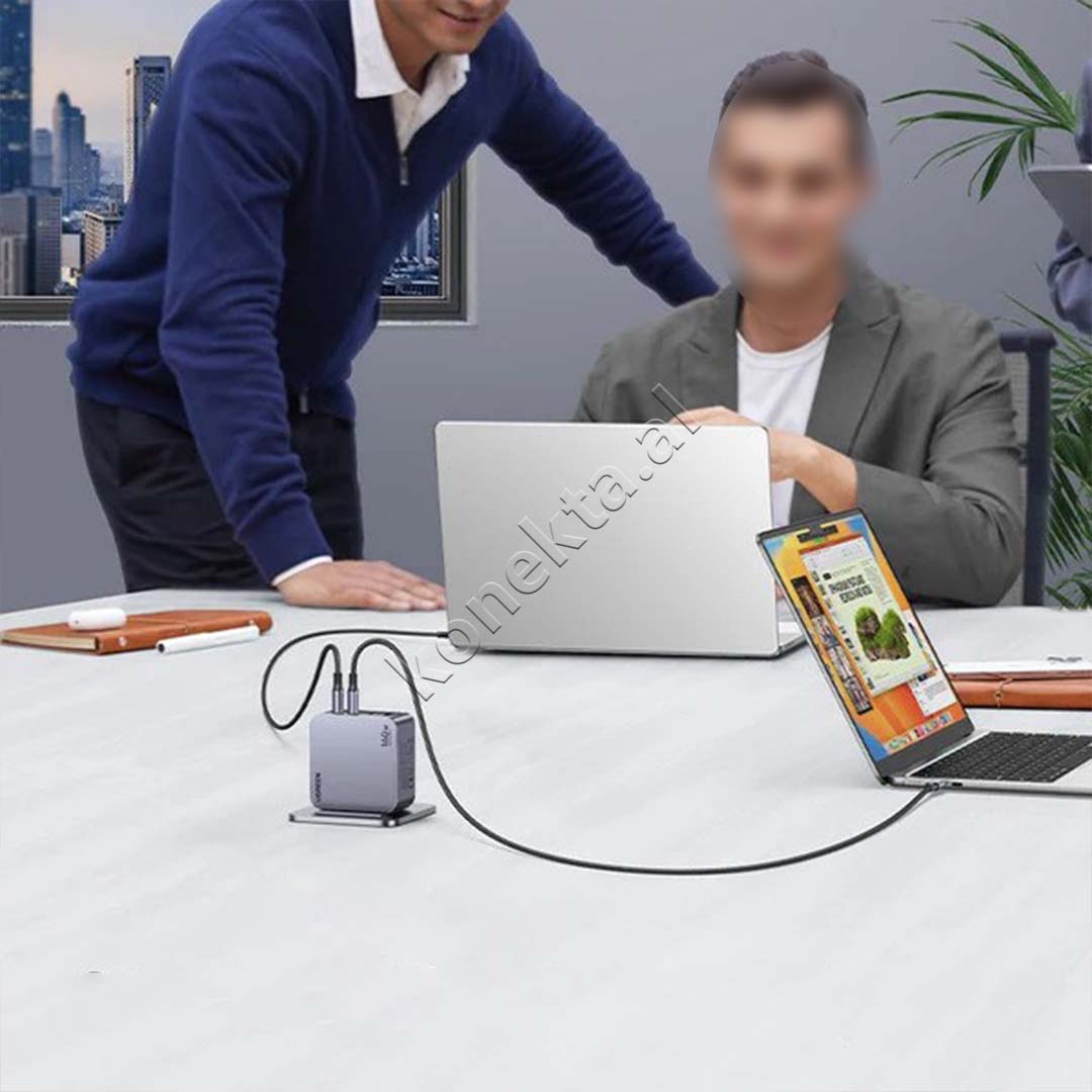 Adaptor Karikimi Nexode Pro 160W UGreen Me Porte USB-A & 3xUSB-C