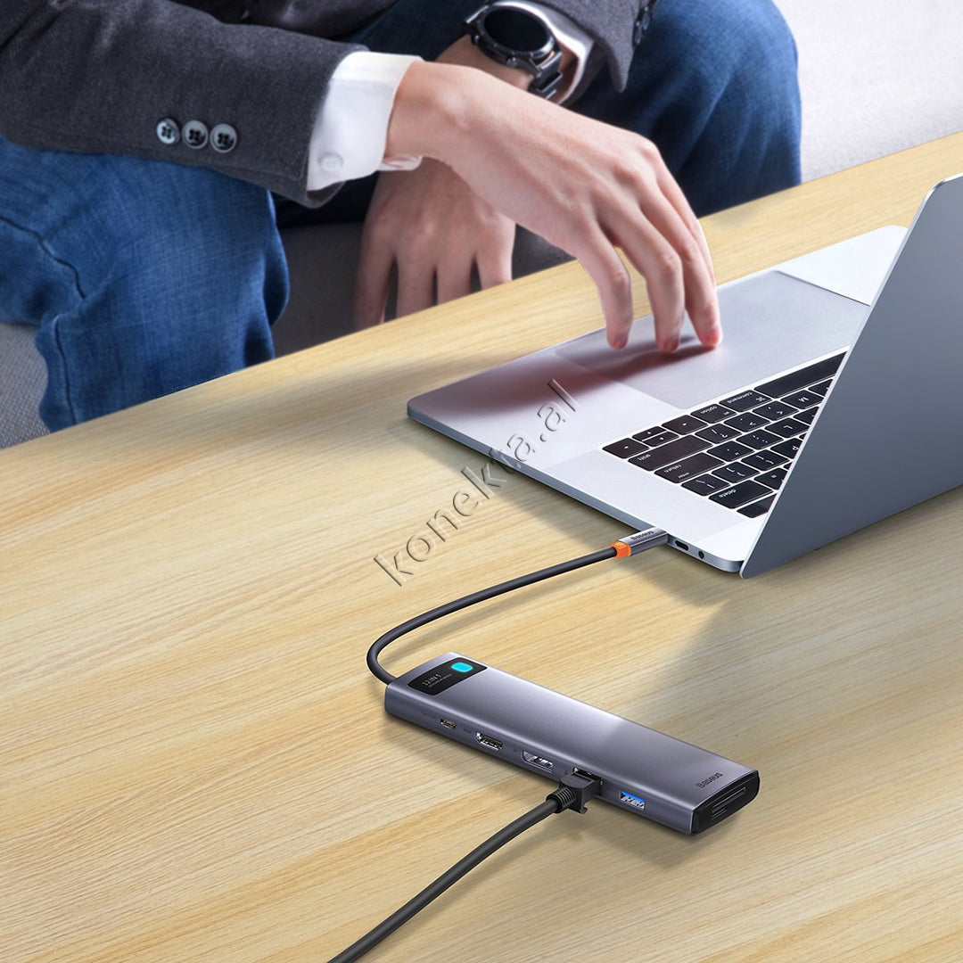 Adaptor i Sofistikuar Modern Type-C Me 12 Porta Multifunksionale Per Telefon / Tablet / Laptop