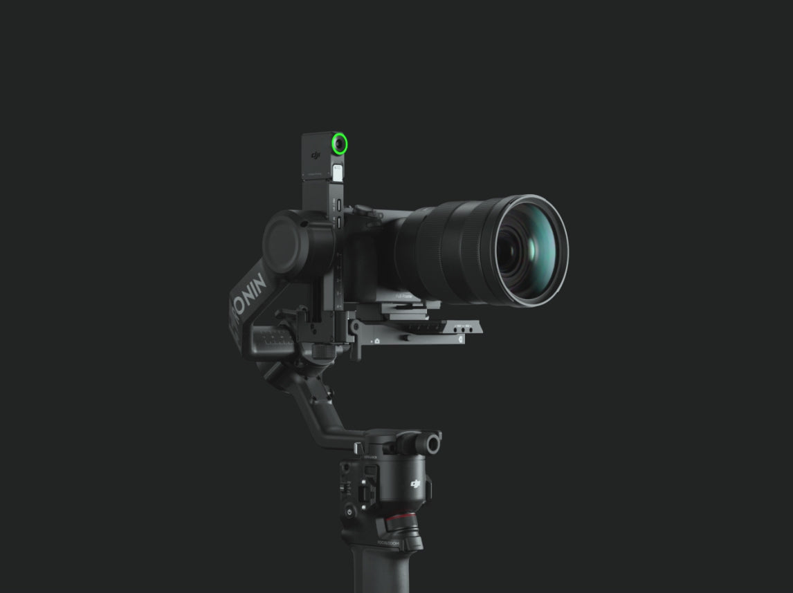 Load video: Stabilizues Kamere Gimbal Me 3 Akse DJI RS5 Combo