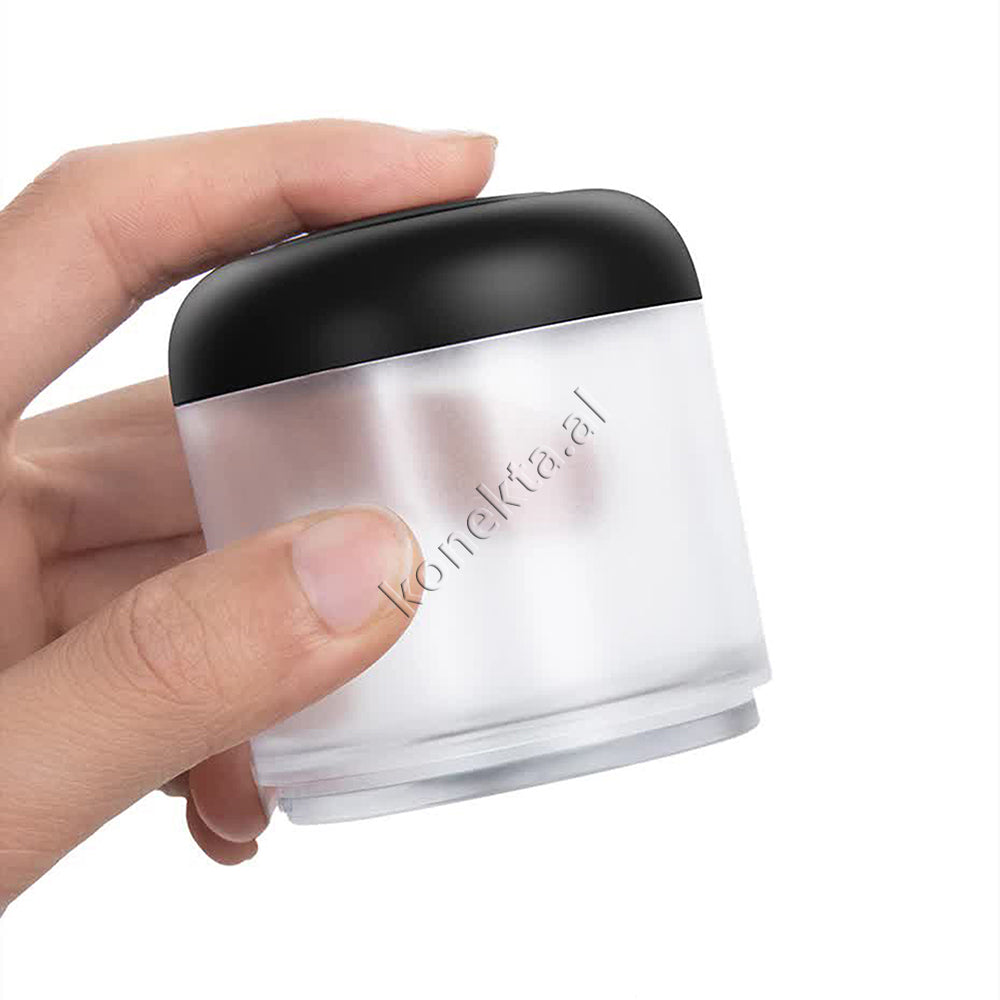 Pajisje Me Sfungjer Baseus Qe Heq Gervishtjet Dhe I Jep Shkelqim Makines